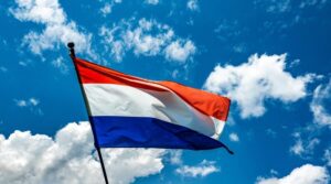 Nederland strammer grepet på pengespill